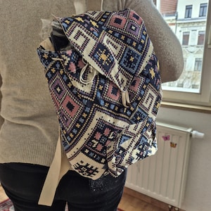 Sac à dos bohème hippie en coton fait main – Petit sac à dos coloré pour femme et usage quotidien – Style ethnique