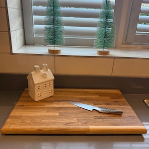 Handcrafted Oak Chopping Board | Rustic Large Charcuterie Platter | Butchers Block| Sustainably Sourced