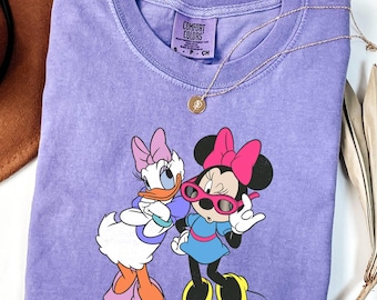Camiseta retro de Minnie y Daisy de Comfort Colors®, camiseta retro de Disney Friends, camiseta blanca con gráficos de Disney, camiseta de viaje a Disney, camiseta de regalo para mejor amiga