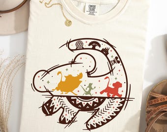 Camiseta Comfort Colors® Disney El Rey León, Camiseta Hakuna Matata, Camiseta Disney Salvaje, Camiseta Disney Safari, Camiseta Reino Animal, Viaje Familiar Disney
