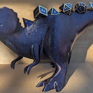 Porta dados de dienosaurio, almacenamiento para juegos de rol DnD, expositor de tiranosaurio de mesa