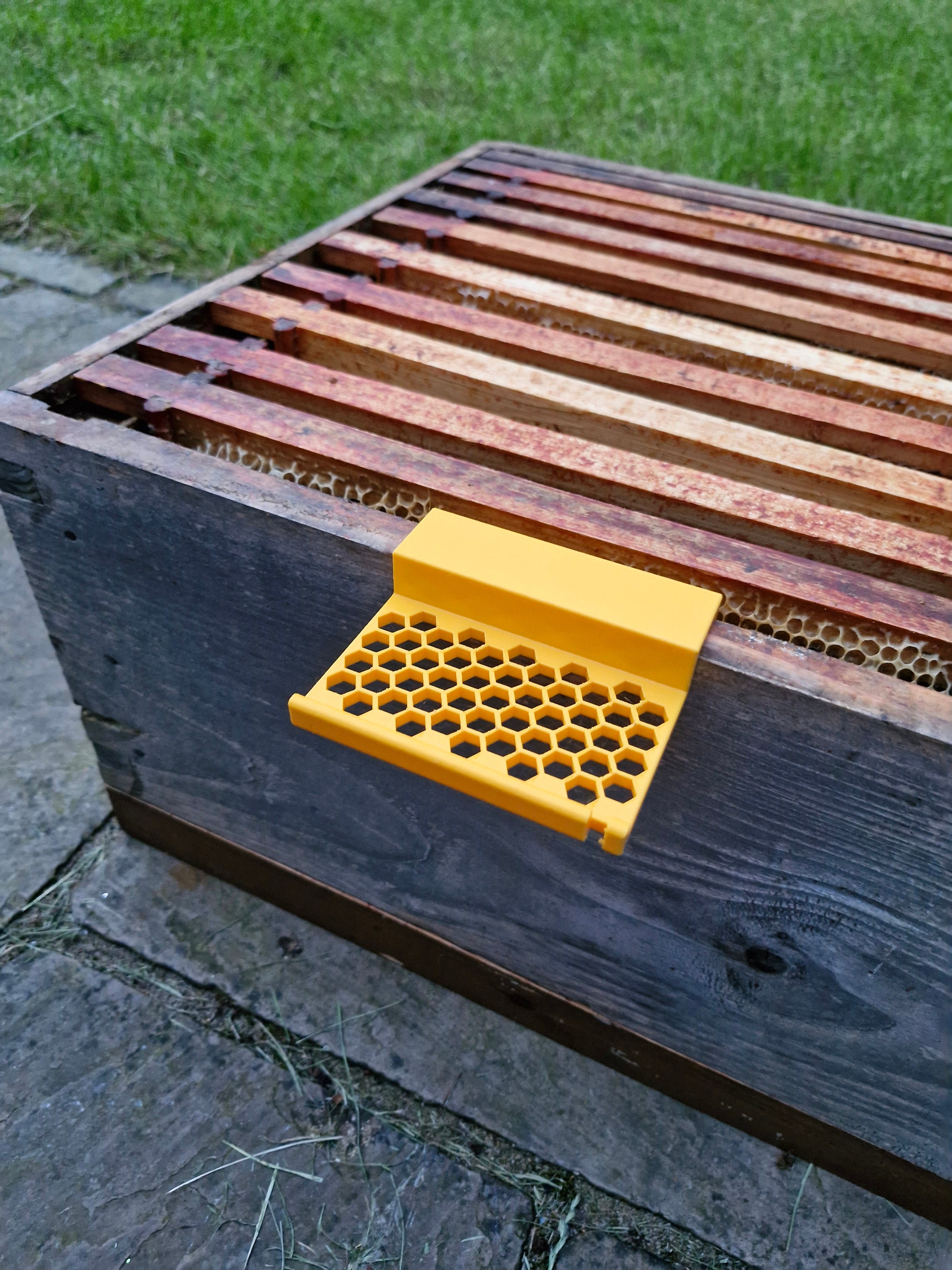 Bee Shelf, Tool Support Holder for Beekeeping - Etsy