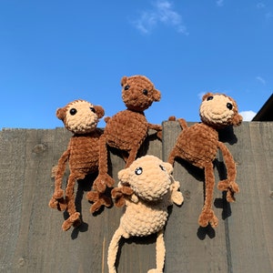 https://www.etsy.com/de/listing/721960333/kleine-affe-mit-ohren-hakelanleitung?ref=shop_home_active_2 Bild 4
