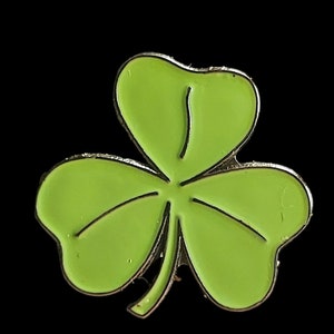 JNAWA 6pcs St. Patrick's Day Clover Enamel Brooch Metal Pin Badge Brooch Green Irish Lucky Clover Leaf Brooch Party Favor For Women Girls - Foto 11