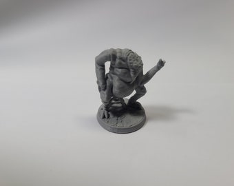 Ettercap, 28mm Scale, Unpainted Gray, BriteMinis