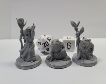 Druids, Pack of 3 minis, 28mm,  Unpainted, Gray, BriteMinis