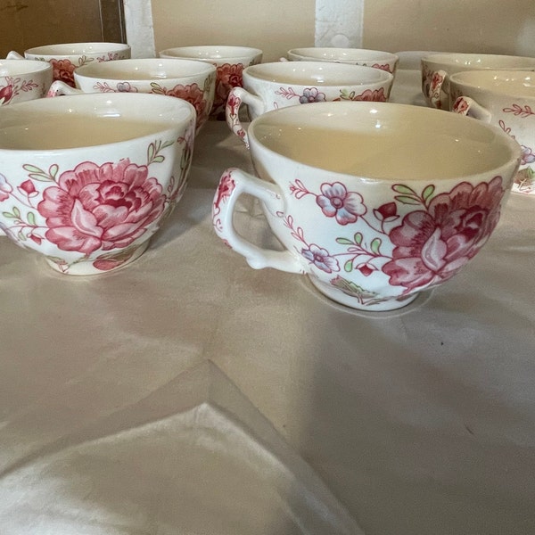 Rose chintz teacups and saucers
