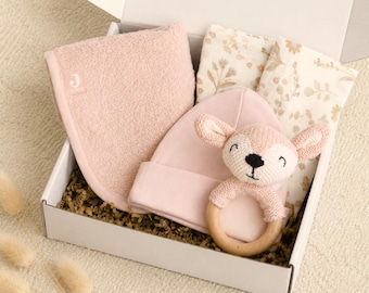 Personalized baby girl gift, birth gift, newborn baby gift, baby set, crocheted deer teething ring with name