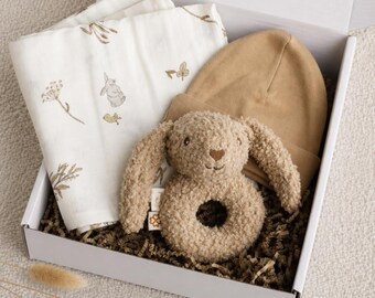 Baby gift for newborn boys and girls, neutral baby set, newborn gift, baby shower present, baby shower favor, gift box
