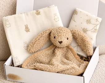 Baby gift for newborn, neutral, beige baby set, newborn gift, baby shower, baby shower favor, gift box for boys and girls