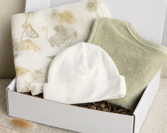 Baby gift for a newborn girl, baby set, newborn gift, baby shower, baby shower favor, gift box
