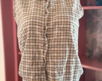 Vintage Sleeveless Plaid Flannel Shirt – Beige and White Checkered Top – Medium – 90s Grunge Lumberjack Style