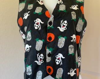 Vintage Halloween Vest Womens Medium | Ghosts & Gravestones Spooky Novelty Vest | Fall Costume Layering Vest | Retro Halloween Top