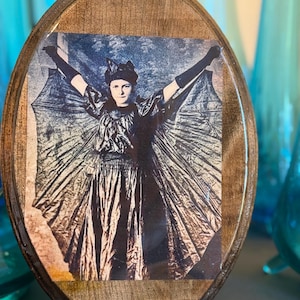 Vintage Gothic Bat Woman Wall Art – Spooky Halloween Décor, Creepy Victorian Photo on Wood Plaque