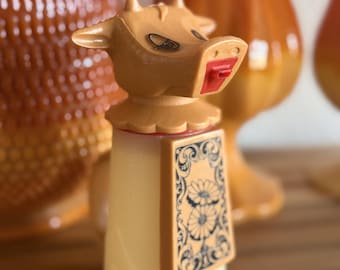 Vintage Whirley Moo Cow Creamer 1970s Plastic Cow Milk Pitcher Lid Spout Farmhouse Kitchen Collectible Diner Decor Warren PA
