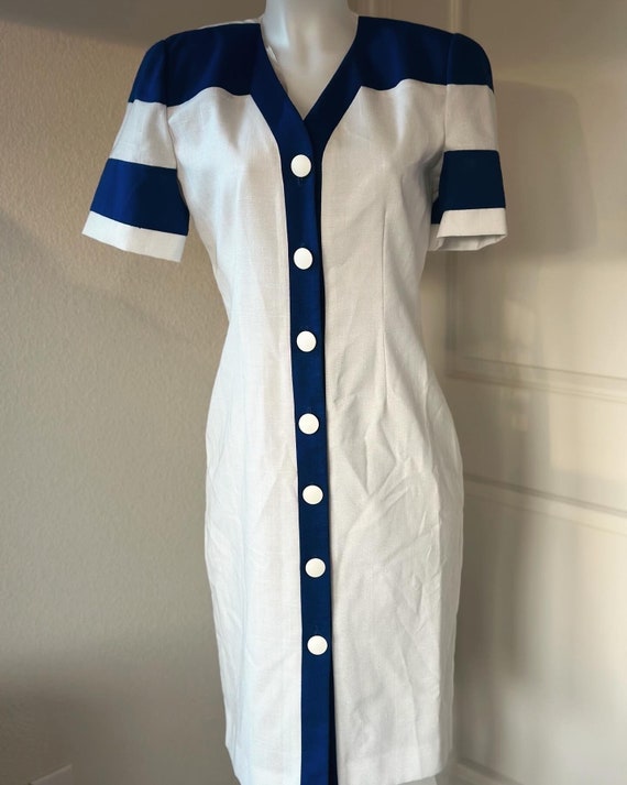 Women’s Vintage Leslie Fay Blue and White Dress