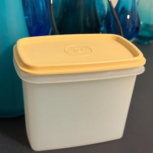 Vintage Tupperware Small Rectangular Storage Container with Yellow Lid – 1980s Modular Kitchen Storage