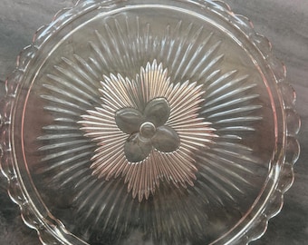 Vintage Indiana Glass Flower Sunburst Cake Plate | 11.25” Footed Pressed Glass Stand | Scalloped Edge Dessert Server | Retro Table Decor