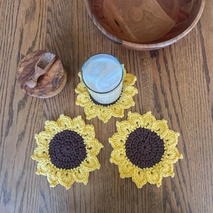 Sunflower Crochet Coaster – Cozy & Stylish Home Décor