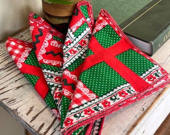 Vintage Red White & Green Handmade Napkins 4 (NEW) Farmhouse Country Feel 14.5"