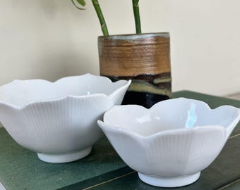 Vintage MCM White Lotus Bowls, Porcelain White, Spice Bowls Japan