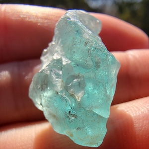 Afghaanse Andara. Turkooisblauw met witte kristallen. Etheriumoase Andara.  3,6 gram