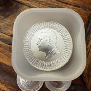 2026 Australia Kangaroo Perth Mint 1oz .9999 Silver Bullion Coin image 2