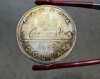 本物の1965年カナダ1ドル銀貨（大型ビーズ） - トーンジェム - Etsy 日本