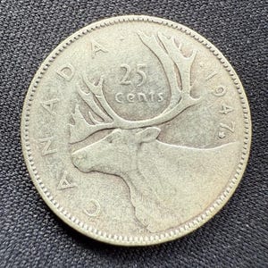 1947 Maple Leaf Canada Silver 25 Cents Coin