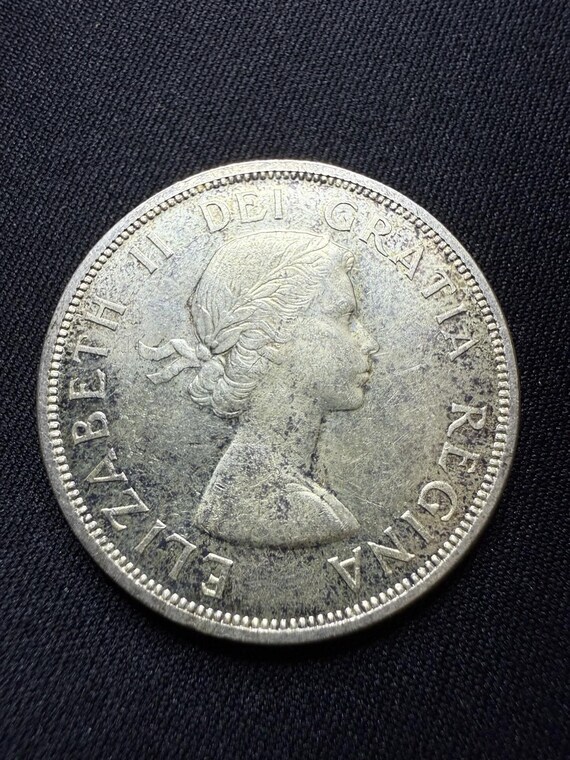 カナダ年代物1958年銀貨 1958年カナダドル銀貨 80% 1 - 死のトーテム - Etsy 日本
