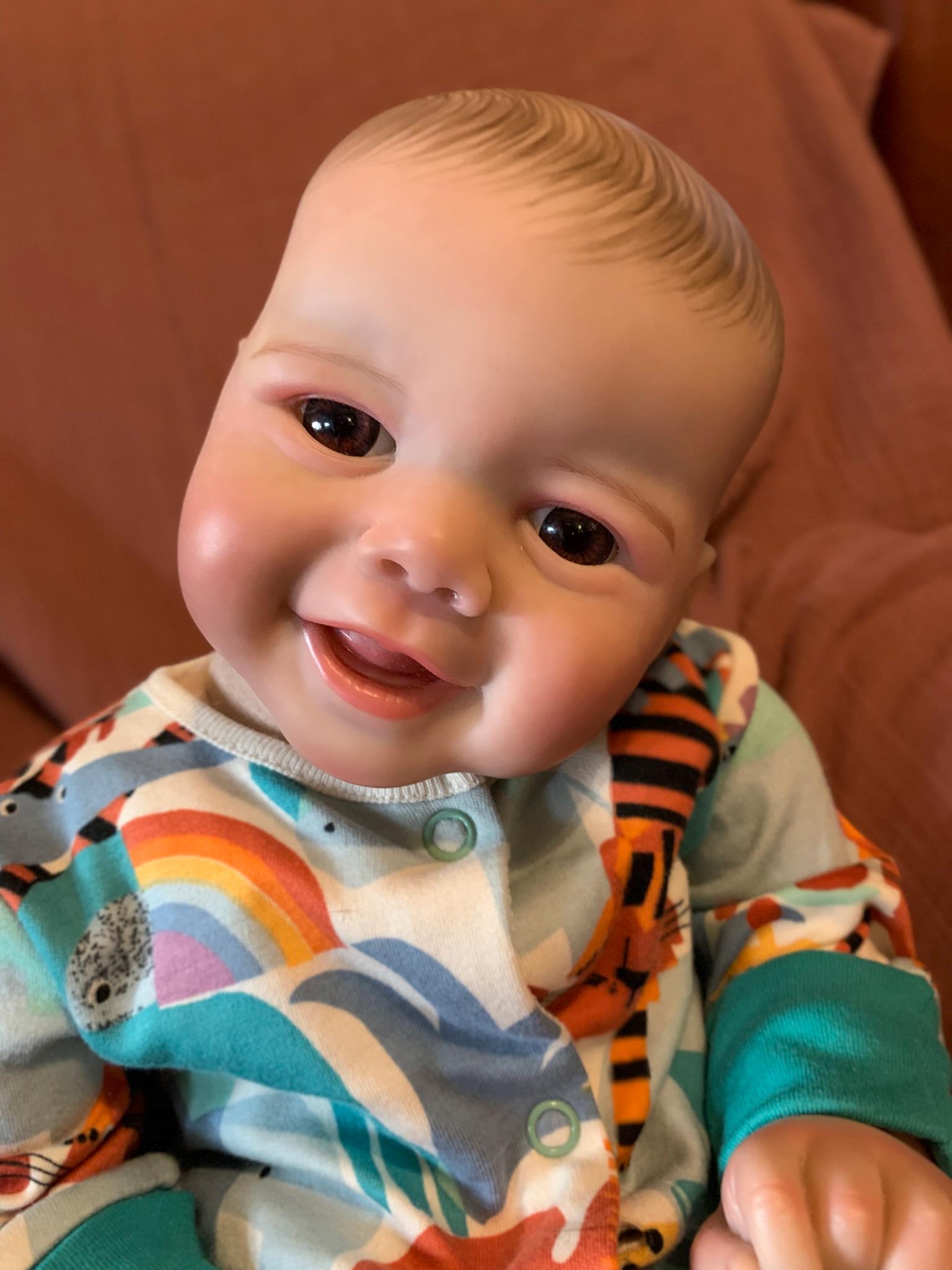 【リボーンドール】 Emmy リボーンドール】 Emmy Here's an older photo I came across today