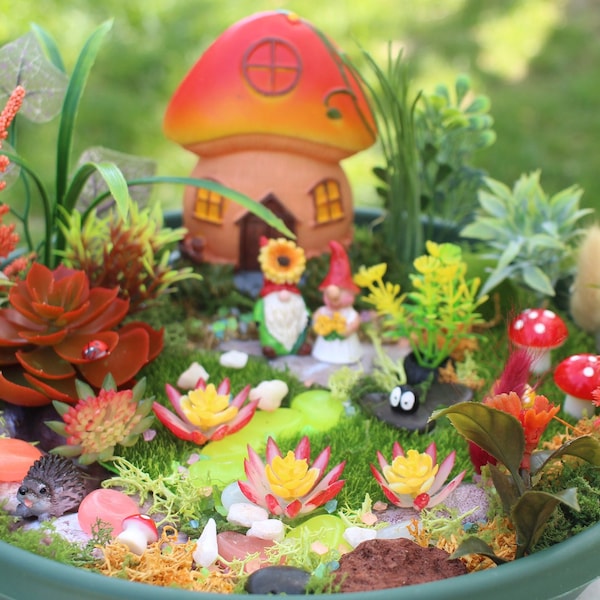 Magic Miniature Fairy Garden Kit Assembled Small World Lightweight Best Gift Idea DIY Craft For Senior Kids Birthday Décor Micro Landscape