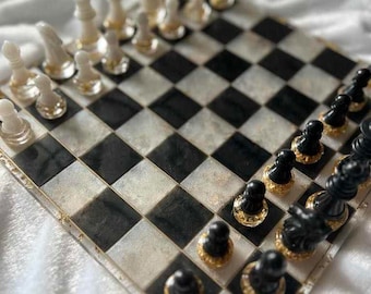 Resin Chessboard Set, Personalized Chess Pieces, Handmade Gift for Him, Father&#39;s Day Gift, Husband Present, Unique Strategy Game, Game Board