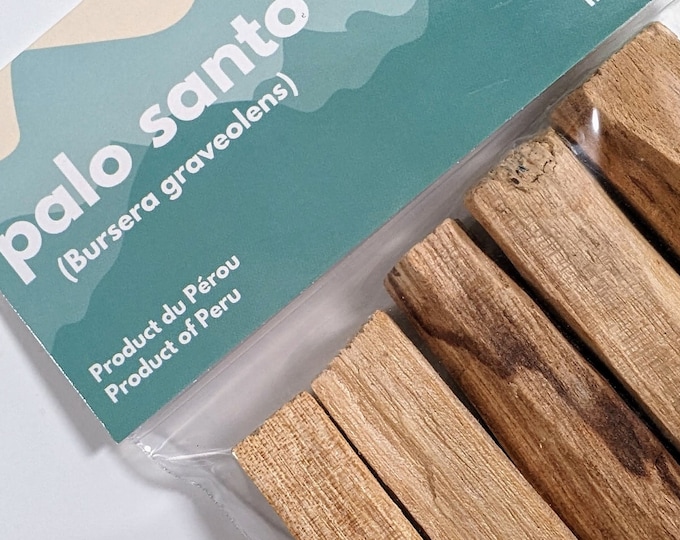 Sustainably sourced Peruvian Palo Santo Sticks / Bâtonnets de Palo Santo péruvien d'origine durable