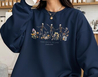 Död till liv Crewneck | Kristen hösttröja med grafisk design Hesekiel 37:4 Dead Bones Rese