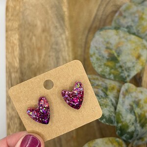 Glitter Heart Stud Earrings: Pink Multicolor Resin Earrings