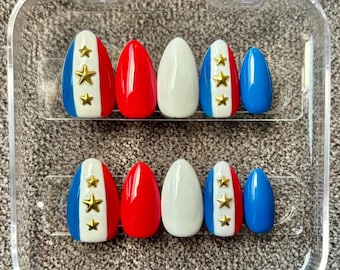 Unhas artesanais para o 4 de julho