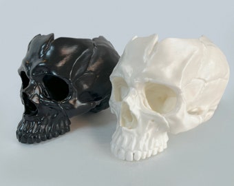 Large Cracked Skull Planter | Eco-Friendly 3D Printed Succulent Pot | Gothic Home Decor | Halloween Trick or Treat Festive Spooky Present