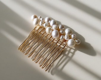 Small freshwater pearl wedding hair comb, mini bridal hair comb, gold wedding hair piece, pearl cluster hair comb, hair piece for bride