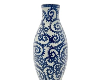1960s Tako Karakusa Japanese Porcelain Vase
