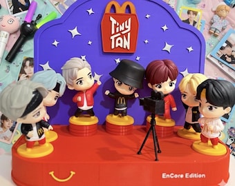 マクドナルドのタイニータン BTS ハッピーミール おもちゃセット (#1