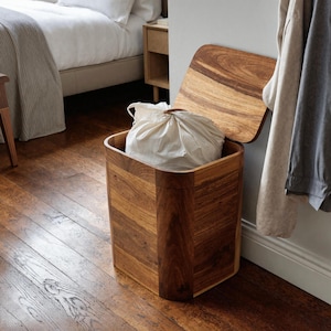 Handmade Wooden Hamper Rustic Laundry Basket with Lid Farmhouse Style Clothes Storage Bin Bathroom Organizer for Bedroom