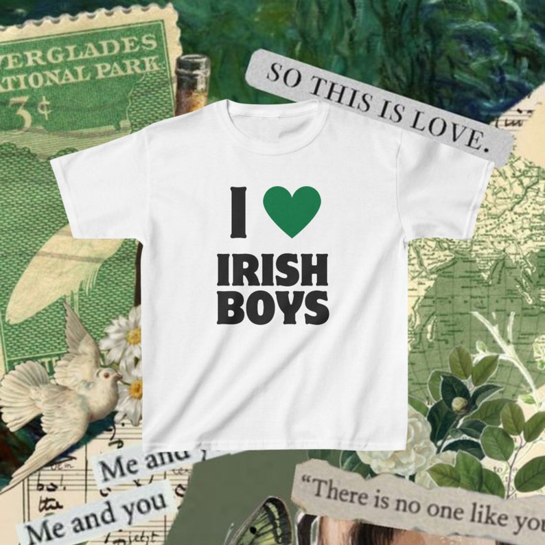 Ik houd van Ierse jongens Baby T-shirt St Patricks Day Shirt, St Paddy's Baby Tee, Y2k Baby Tee, Ierse viering, cadeaus voor haar, cadeaus voor vriend afbeelding 3
