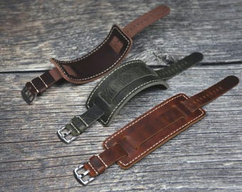 Handmade Leather Bund Watch Strap: Vintage Aviator Cuff Band