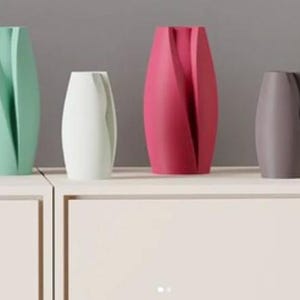 Modern 3D Printed Vase – Geometric Minimalist Home Decor