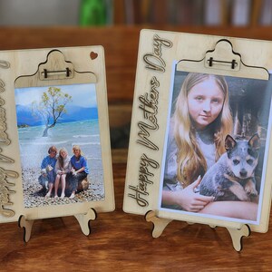 APPUNTI PER LA FESTA DELLA MAMMA Regalo per esposizione di foto con clip funzionante 2 taglie Incluso cavalletto pieghevole. appunti Glowforge, file in formato SVG tagliato al laser immagine 2