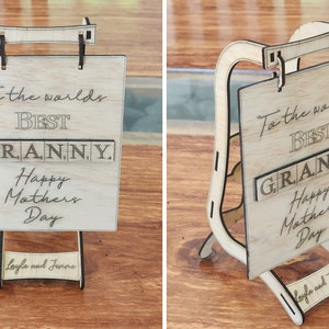 GRAND MUTTERS DAY Display Swing Geschenk mit hängender Kette! Laser Cut Datei - Happy Mothers Day - Glowforge, svg vektor scrabble Geschenk