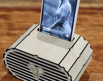 PHONE PASSIVE SPEAKER Great for playing music like spotify etc  Enhances, directs and boosts the sound glowforge, svg Laser Cut File