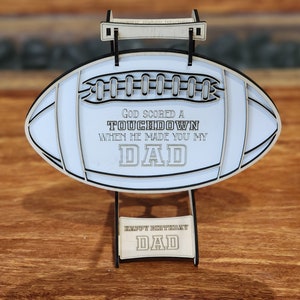 Happy Birthday DAD FOOTBALL Display Swing-Geschenkdatei! - Touchdown svg, american fbaball, bester Vater aller Zeiten, Glowforge, svg Vektordatei