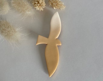 Broche originale et colorée en argile polymère avec support de broche doré à l’or fin 24k, création fait main, design unique